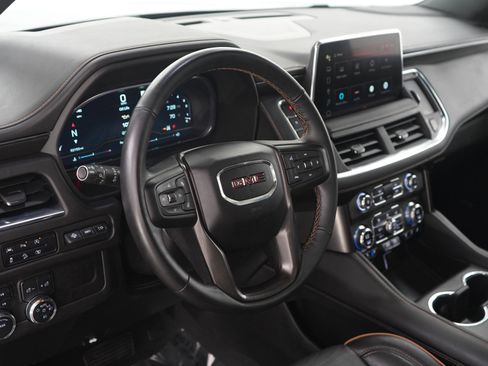 Used 2023 GMC Yukon AT4 w/ AT4 Premium Package AWD/4WD image 22