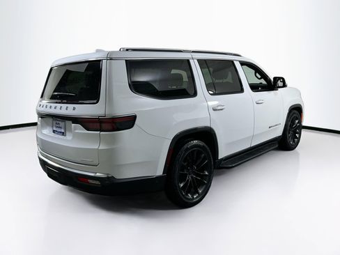 Used 2022 Jeep Wagoneer Series II w/ Convenience Group I image 5