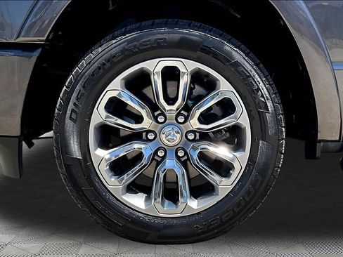 Used 2019 RAM 1500 Laramie w/ Sport Appearance Package AWD/4WD image 32