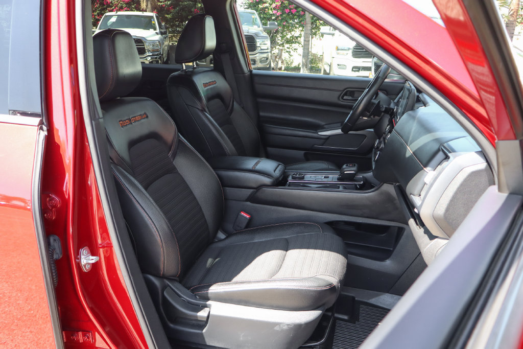 Used 2023 Nissan Pathfinder Rock Creek AWD/4WD image 41