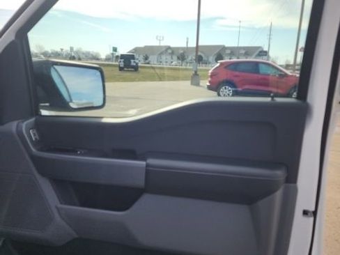 Used 2023 Ford F150 XLT w/ XTR Package image 36