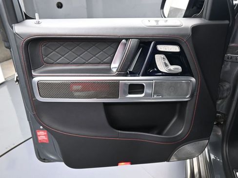 Used 2021 Mercedes-Benz G 550 image 12