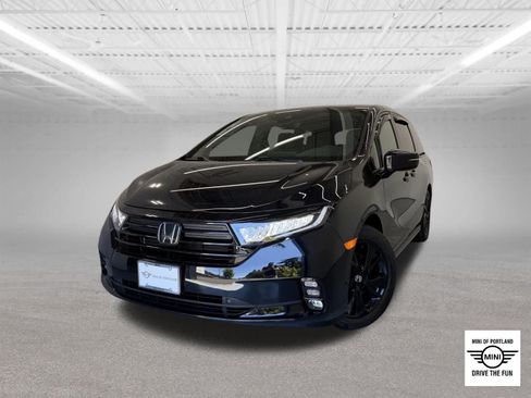 Used 2024 Honda Odyssey Sport image 1