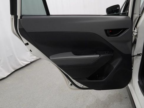 Used 2024 Subaru Crosstrek 2.0i Premium AWD/4WD image 23