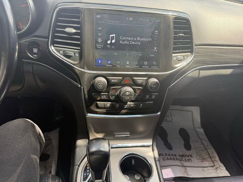 Used 2021 Jeep Grand Cherokee Limited w/ Luxury Group II image 13