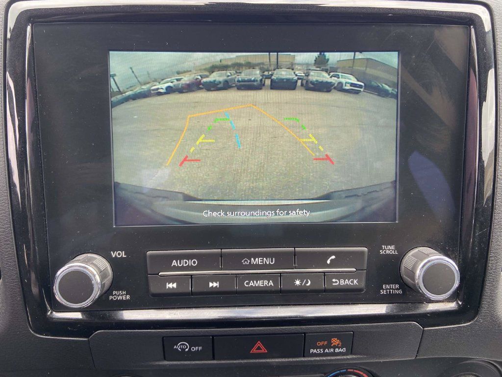 Used 2024 Nissan Frontier SV w/ Technology Package AWD/4WD image 16