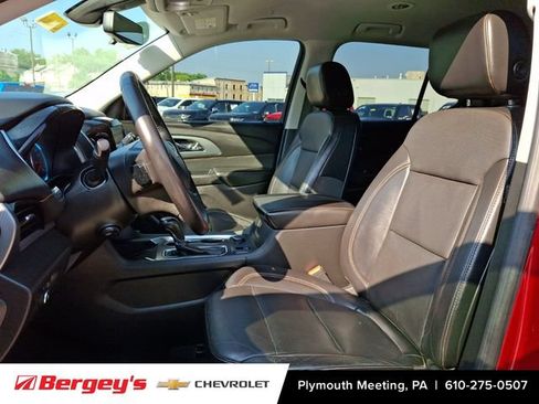 Certified 2018 Chevrolet Traverse Premier AWD/4WD image 17