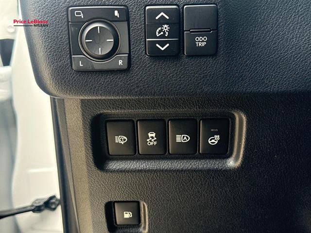 Used 2022 Lexus GX 460 Premium w/ Premium Package AWD/4WD image 19