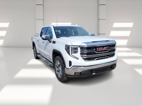 New 2026 GMC Sierra 1500 SLT w/ SLT Premium Plus Package RWD image 3