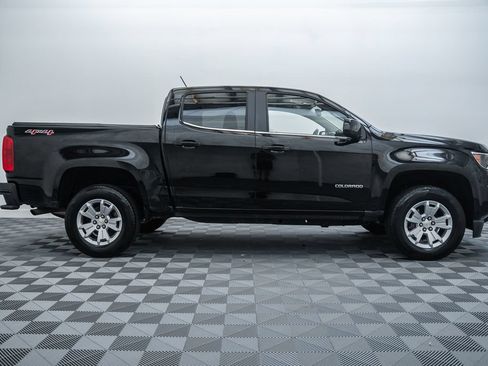 Used 2019 Chevrolet Colorado LT w/ LT Convenience Package AWD/4WD image 4