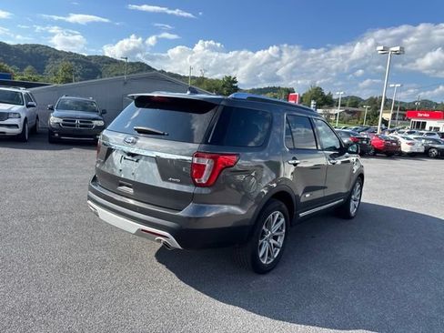 Used 2017 Ford Explorer Limited AWD/4WD image 8
