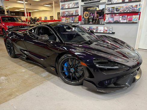 Used 2021 McLaren 765LT image 2