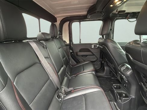 Used 2021 Jeep Gladiator Rubicon image 18