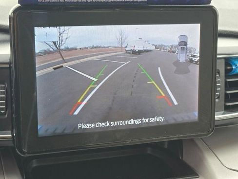 Certified 2023 Ford Explorer XLT w/ Equipment Group 202A image 29