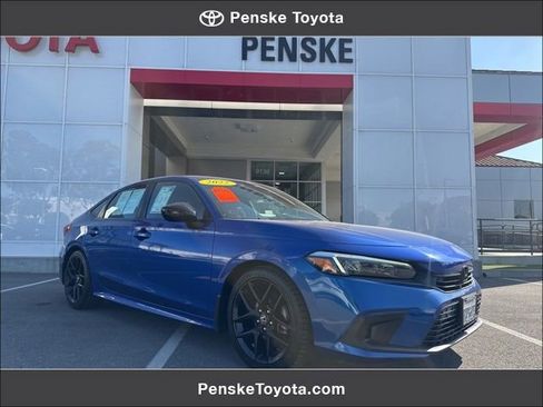 Used 2022 Honda Civic Sport image 1