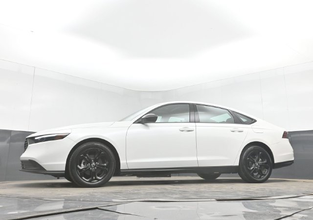 Certified 2025 Honda Accord SE image 44