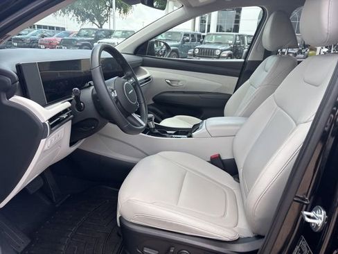 Used 2025 Hyundai Tucson SEL FWD image 10