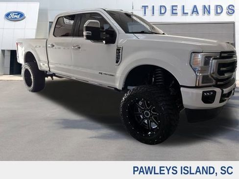 Used 2021 Ford F250 Platinum image 1