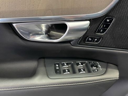 Used 2023 Volvo S90 B6 Ultimate w/ Protection Package Premier image 27