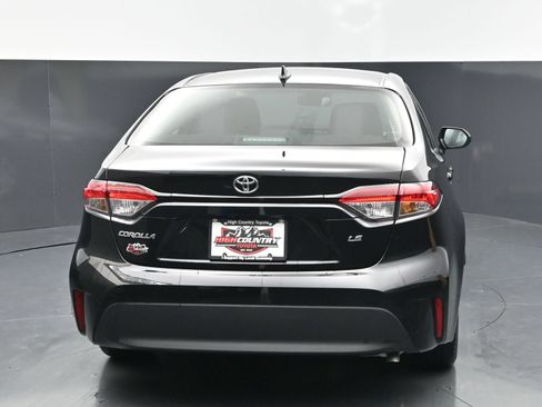 Used 2026 Toyota Corolla LE FWD image 5