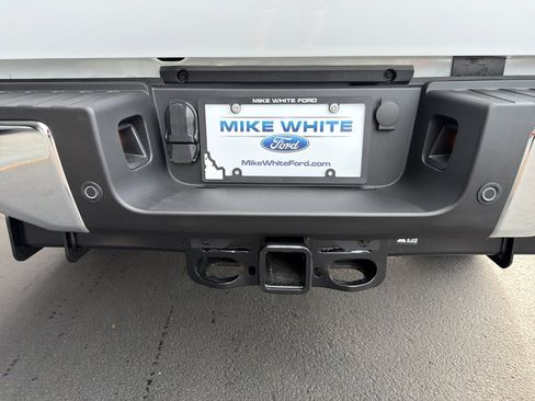 New 2026 Ford F350 Lariat w/ FX4 Off-Road Package image 15