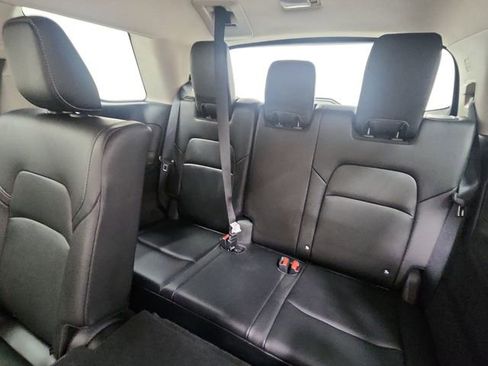 Used 2023 Nissan Pathfinder SL image 26