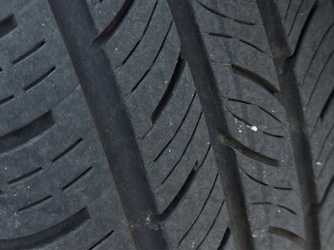 Used 2005 Mercedes-Benz E 500 4MATIC Sedan image 45