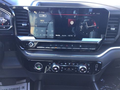 Used 2023 GMC Sierra 1500 SLT w/ SLT Premium Package image 14