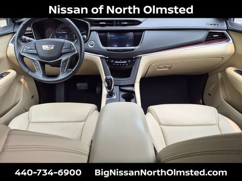 Used 2019 Cadillac XT5 Luxury FWD image 21