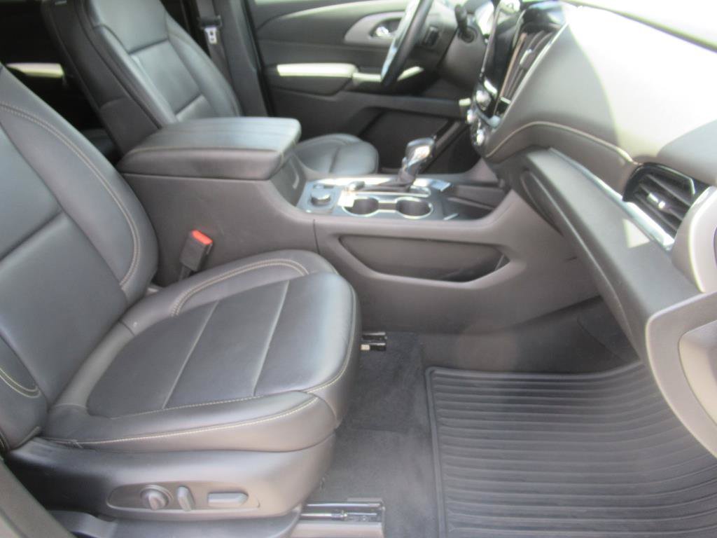 Certified 2023 Chevrolet Traverse LT FWD image 10
