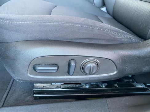 Used 2022 Chevrolet Malibu LT image 27