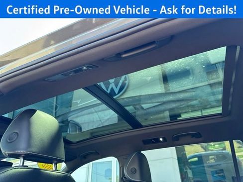 Certified 2024 Volkswagen Tiguan SE R-Line AWD/4WD image 22