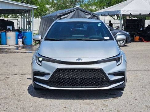 Certified 2024 Toyota Corolla SE image 2
