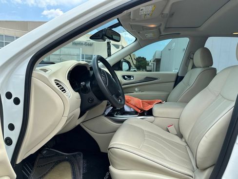 Used 2020 INFINITI QX60 Luxe w/ Essential Package FWD image 13
