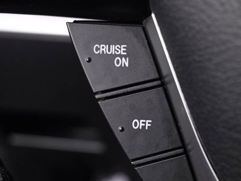 Used 2013 MAZDA MAZDA3 i Touring image 33