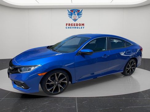 Used 2020 Honda Civic Sport image 2