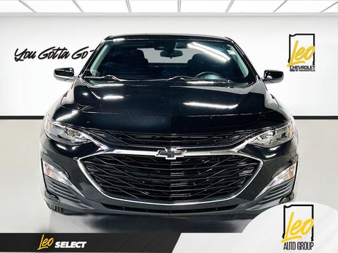 Certified 2024 Chevrolet Malibu RS w/ LPO, Floor Liner Package image 2
