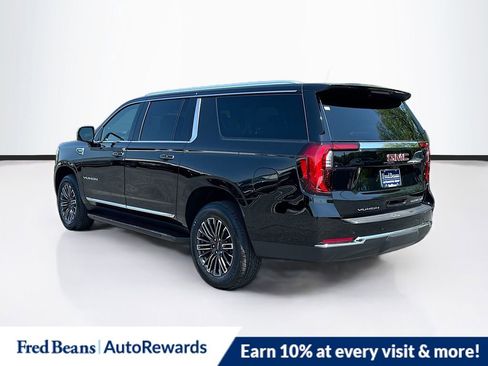 New 2026 GMC Yukon XL Elevation w/ Elevation Premium Package AWD/4WD image 6