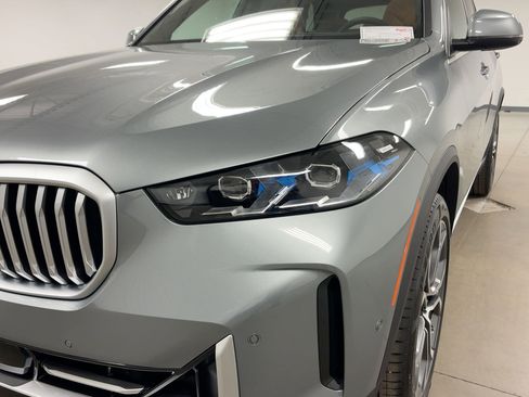 New 2026 BMW X5 sDrive40i w/ Climate Comfort Package RWD image 11