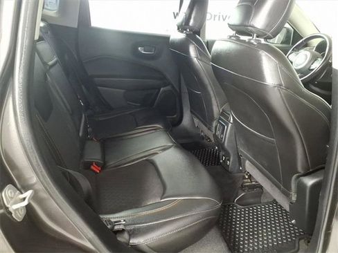 Used 2018 Jeep Compass Latitude w/ Popular Equipment Group image 17