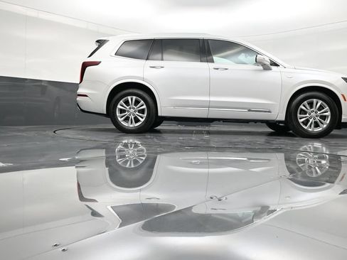 Used 2021 Cadillac XT6 Luxury FWD image 28