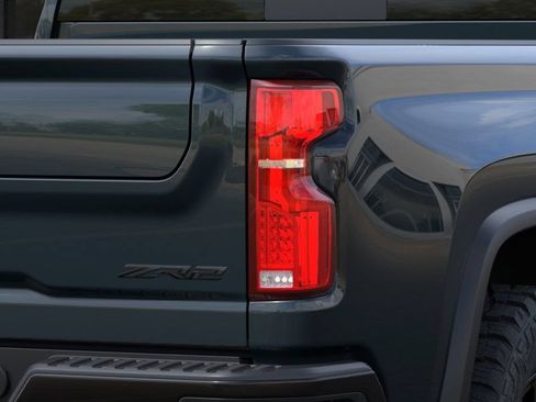 New 2026 Chevrolet Silverado 2500 ZR2 w/ LPO, Dark Essentials Package AWD/4WD image 11