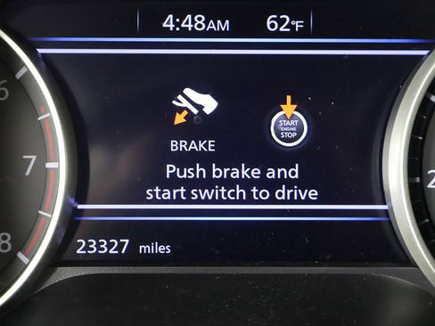 Used 2025 Nissan Sentra SV FWD image 34