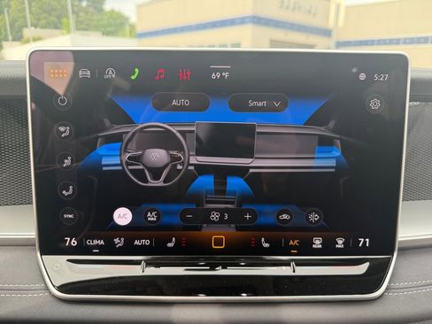 New 2026 Volkswagen Tiguan SE AWD/4WD image 18