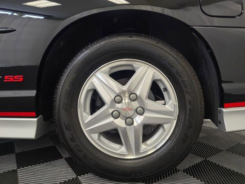 Used 2002 Chevrolet Monte Carlo SS w/ Preferred Equipment Group image 16