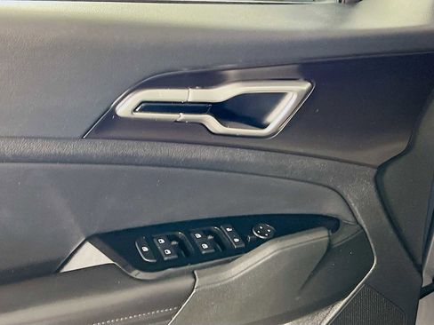Used 2023 Kia Sportage EX image 18
