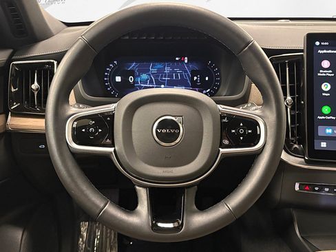 Used 2026 Volvo XC90 B6 Plus AWD/4WD image 42
