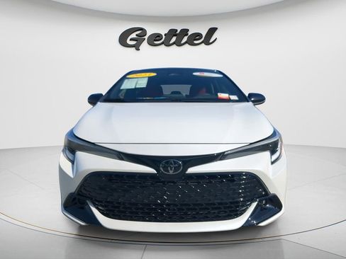 Used 2023 Toyota Corolla SE FWD image 2