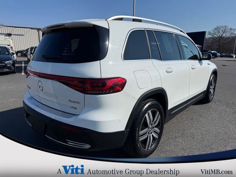Used 2023 Mercedes-Benz EQB 300 4MATIC image 8