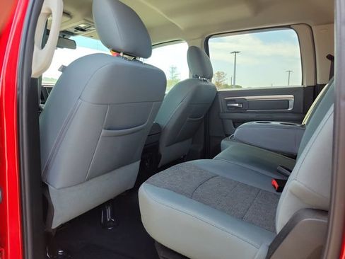 Used 2017 RAM 1500 Big Horn RWD image 11